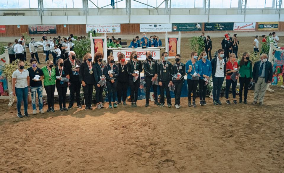 Campionati Regionali di Veneto e Friuli Venezia Giulia di volteggio equestre: ultimo test prima degli Italiani